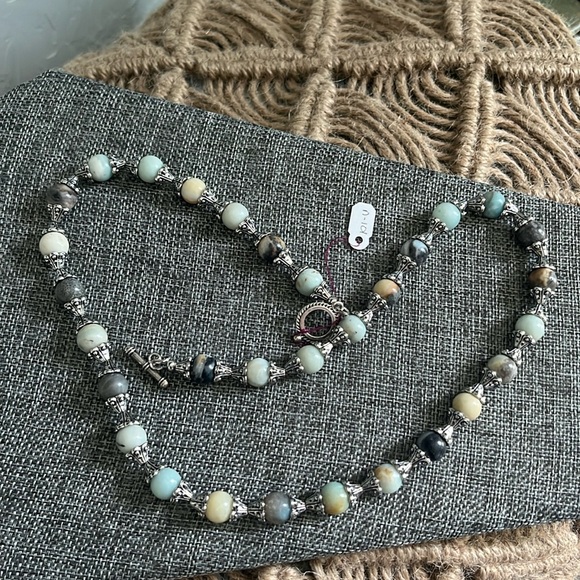 Glass multicolored marbled speckled beaded circle silver tone toggled necklace - Picture 7 of 10